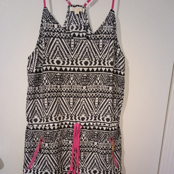 Romper - Picture 1 of 1